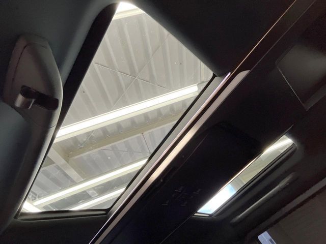 Mazda Bongo rear view