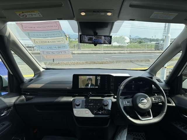 Mazda Bongo front view