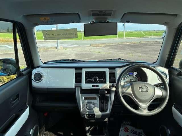 Mazda Bongo front view