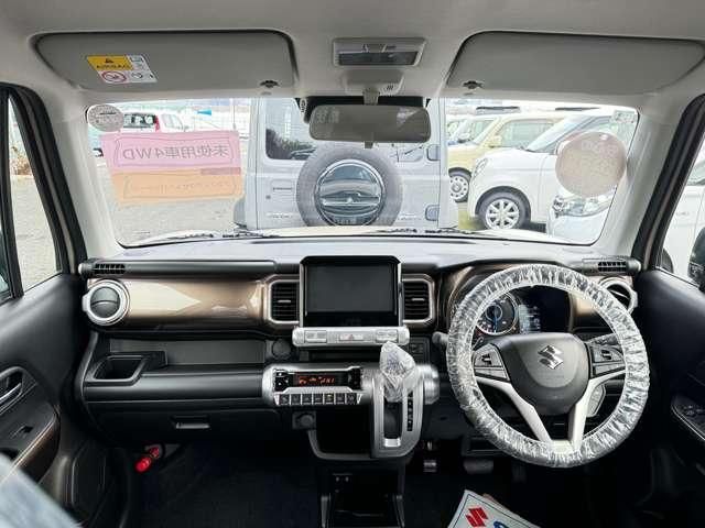 Mazda Bongo front view
