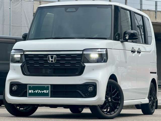 Mazda Bongo front view