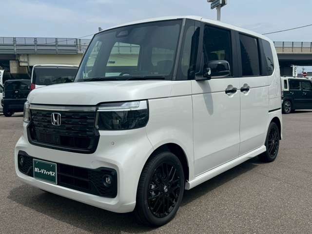 Mazda Bongo rear view