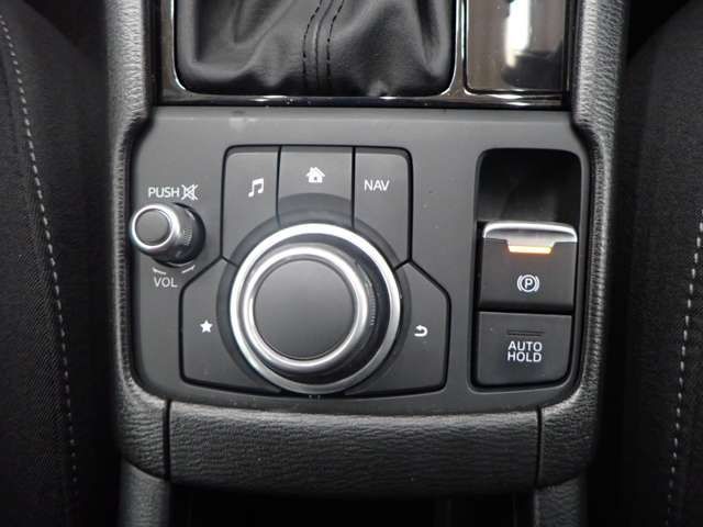 Mazda Bongo front view