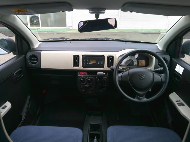 Mazda Bongo front view
