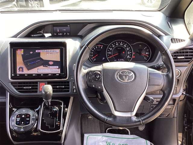 Mazda Bongo front view