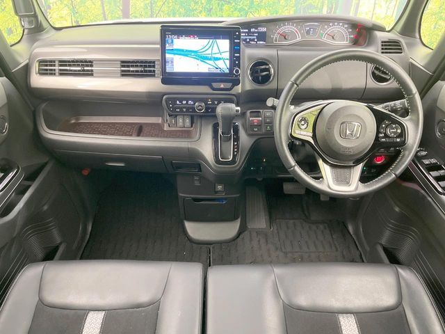 Mazda Bongo front view