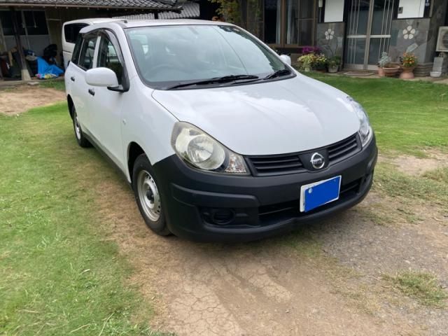 Mazda Bongo rear view
