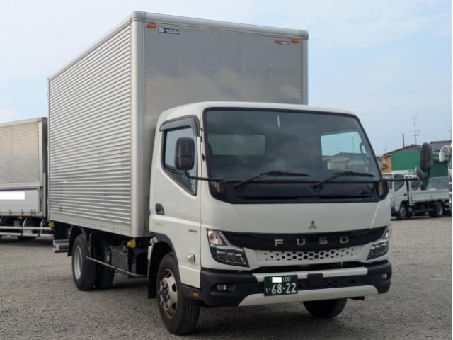 Mazda Bongo front view
