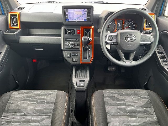 Mazda Bongo front view
