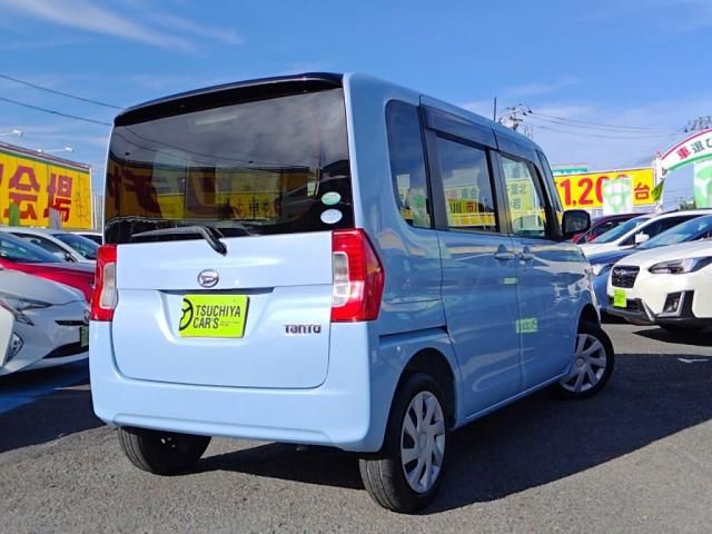Mazda Bongo front view