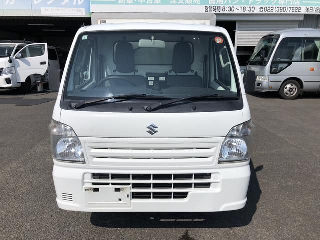 Mazda Bongo front view