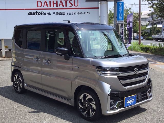 Mazda Bongo front view