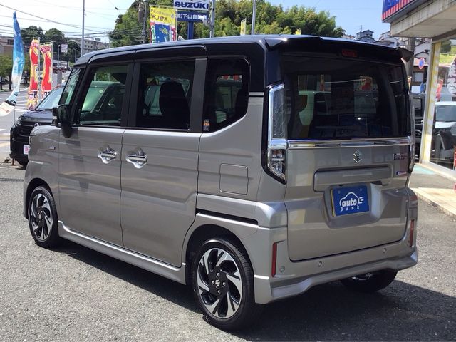 Mazda Bongo rear view