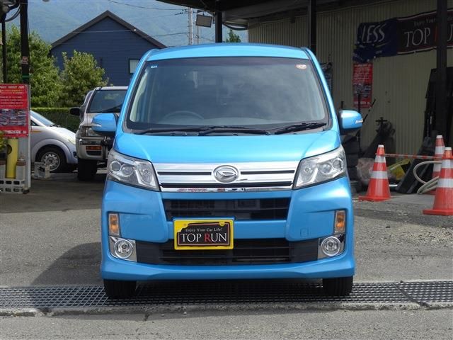 Mazda Bongo front view