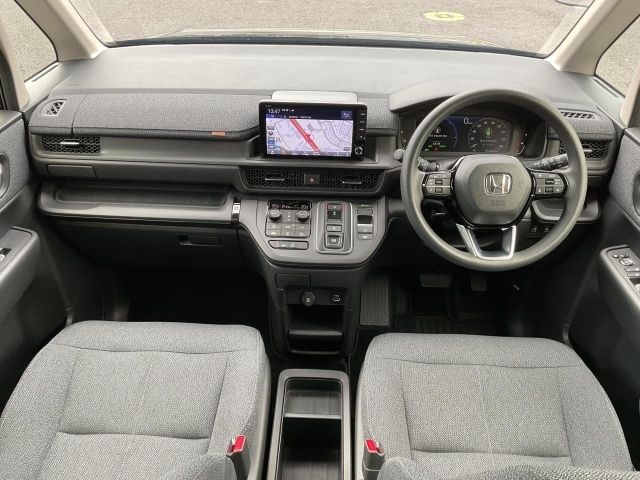 Mazda Bongo front view