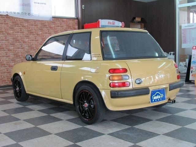 Mazda Bongo front view