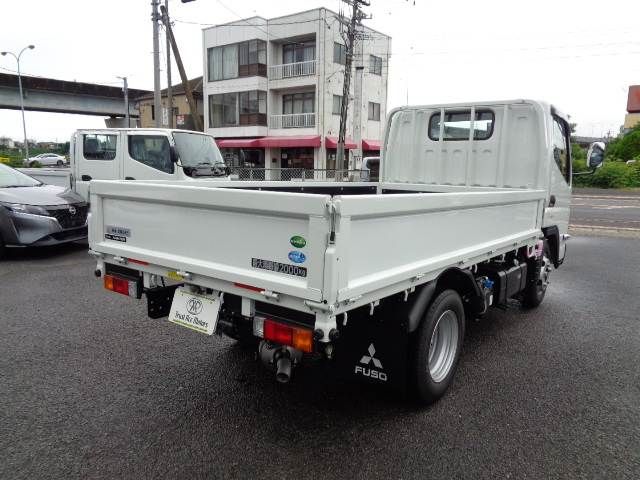 Mazda Bongo front view
