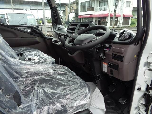 Mazda Bongo rear view