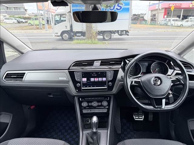 Mazda Bongo front view