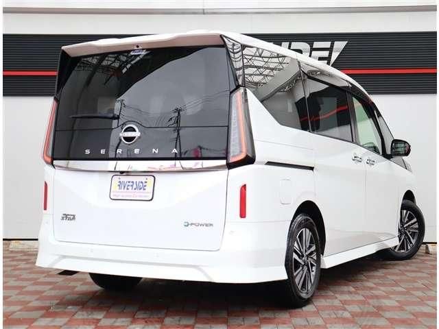 Mazda Bongo rear view