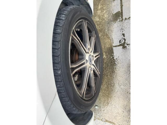 Mazda Bongo rear view