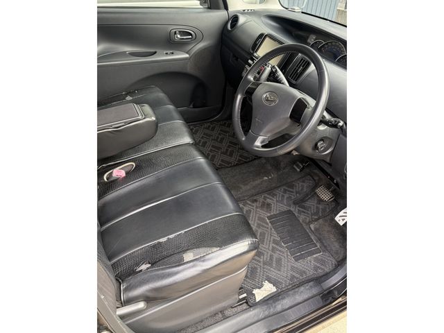 Mazda Bongo front view