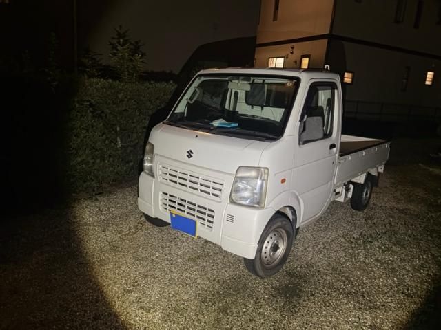 Mazda Bongo front view