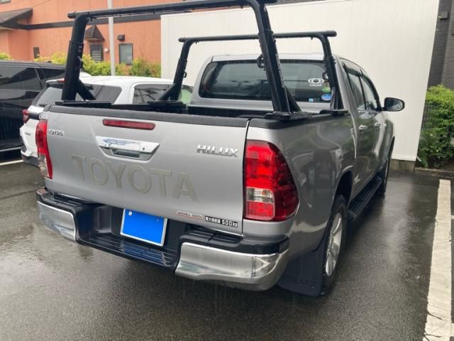 Mazda Bongo rear view