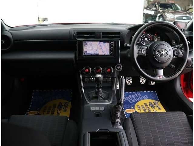 Mazda Bongo front view