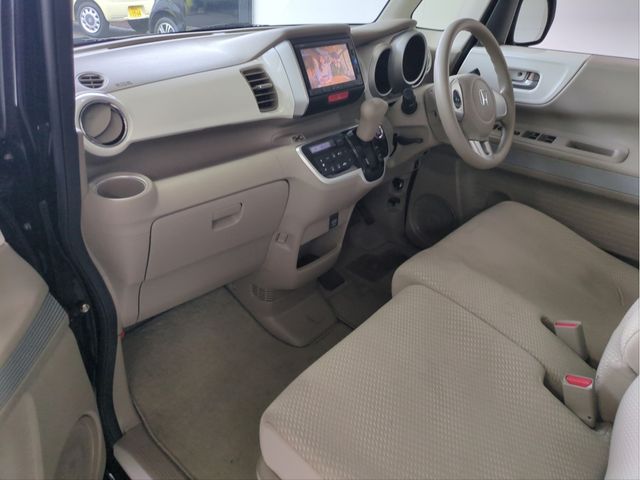 Mazda Bongo rear view