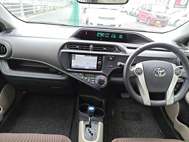 Mazda Bongo rear view