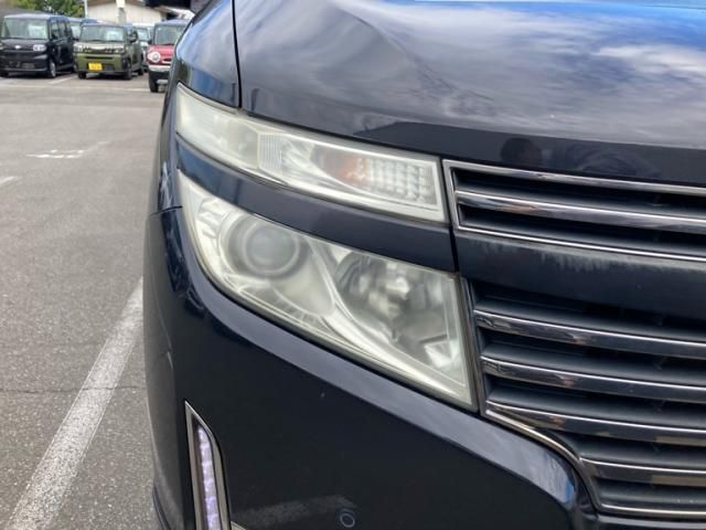 Mazda Bongo rear view