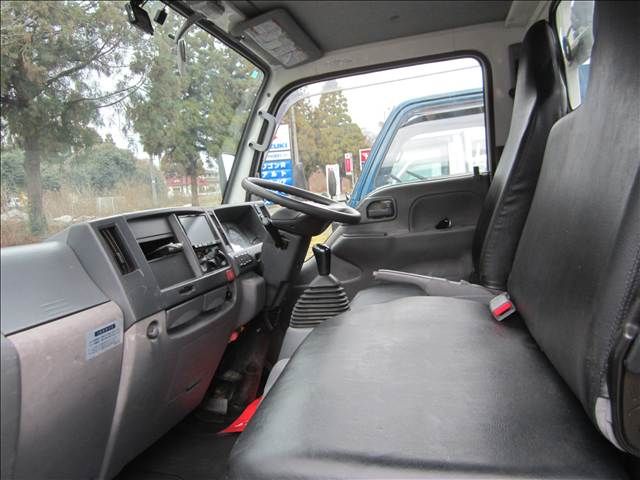 Mazda Bongo front view