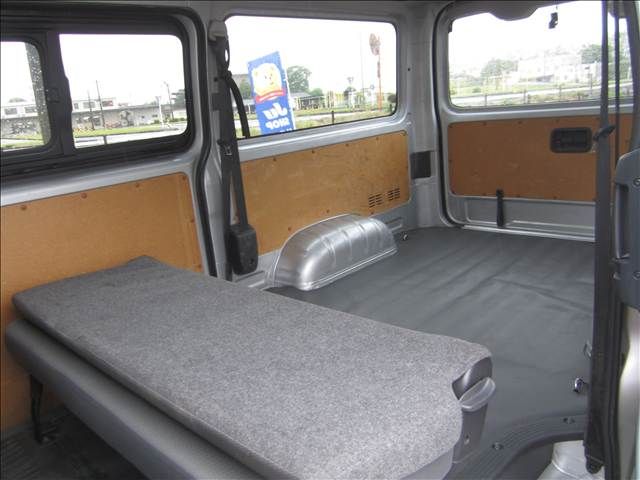 Mazda Bongo rear view