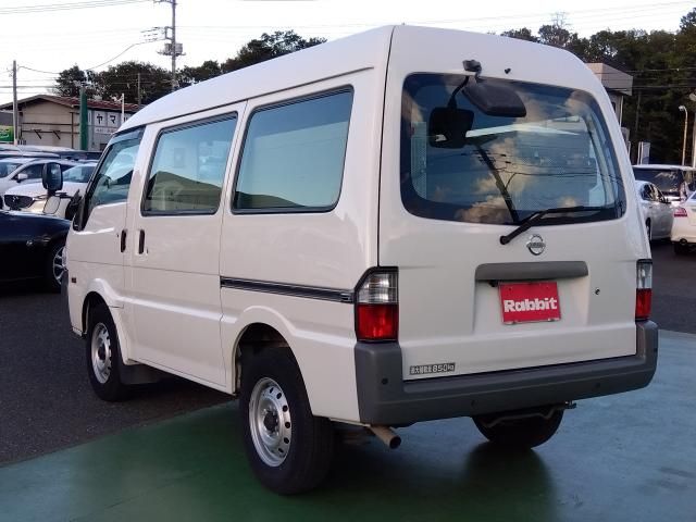 Mazda Bongo rear view