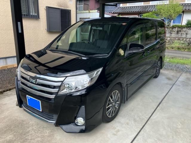 Mazda Bongo rear view