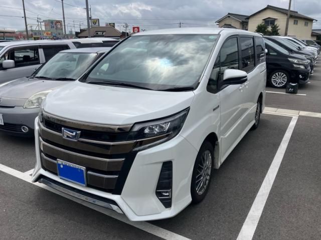 2011 Mazda Bongo Van