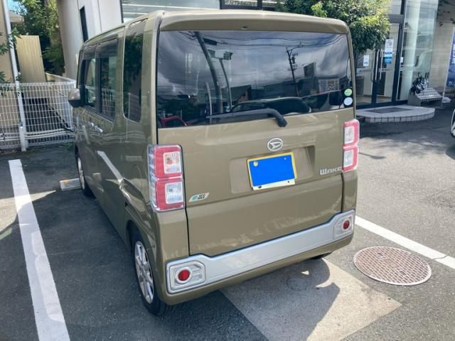Mazda Bongo front view