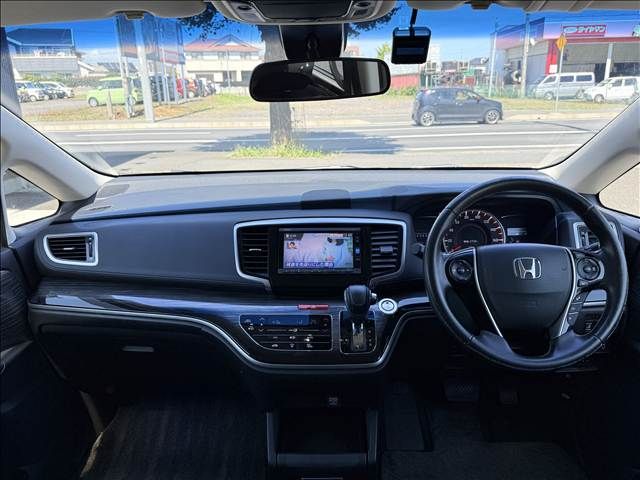 Mazda Bongo front view