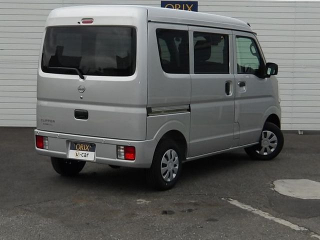 Mazda Bongo rear view