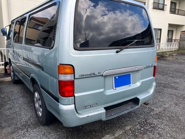 Mazda Bongo front view