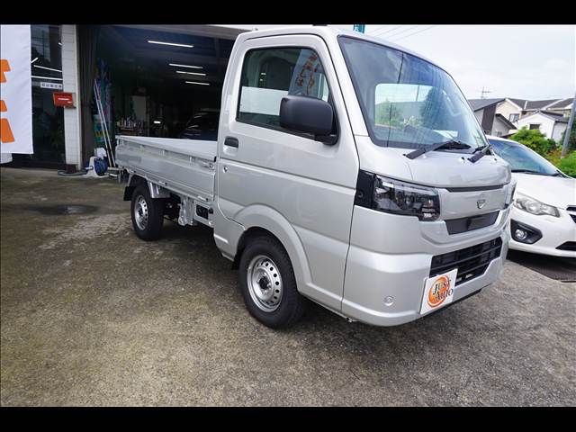 Mazda Bongo rear view
