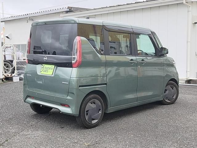 Mazda Bongo front view