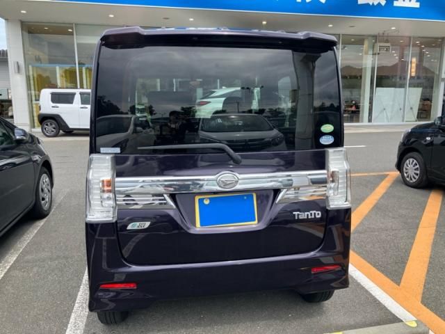 Mazda Bongo rear view