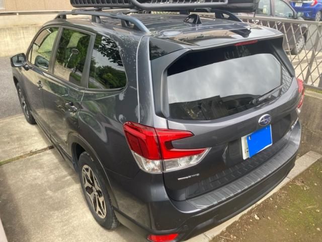 Mazda Bongo rear view