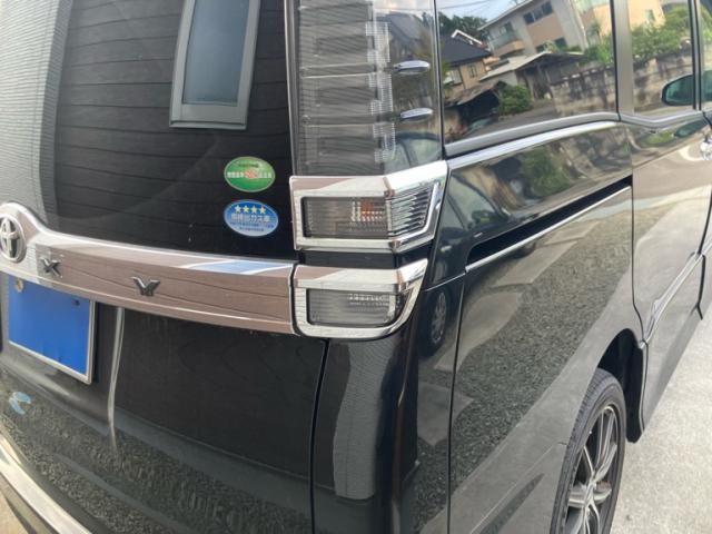 Mazda Bongo rear view