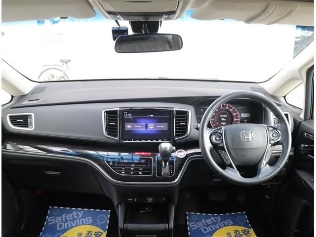 Mazda Bongo front view