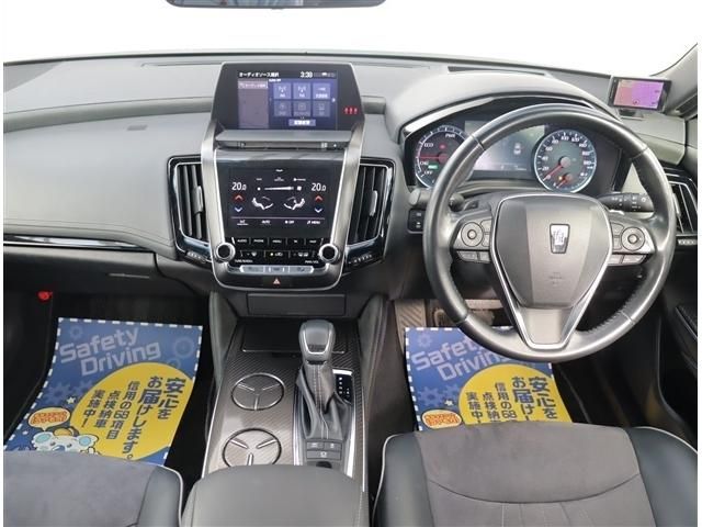Mazda Bongo front view