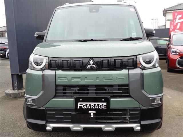 Mazda Bongo front view