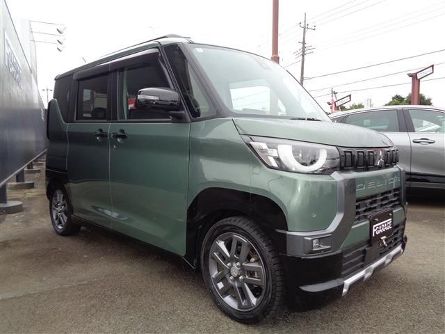 Mazda Bongo rear view